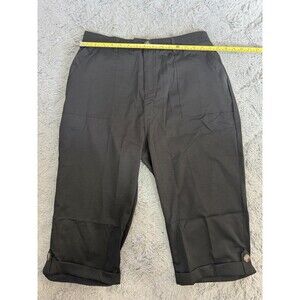 Women’s Black Capri Pants Roll Up Button Hem Elastic Back Waist Cropped Casual